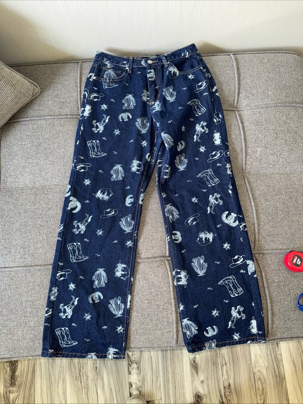 NWOTCali 1850 Straight Leg Jeans Women 7/28 Blue Western Cowboy Print High Rise - Picture 2 of 9